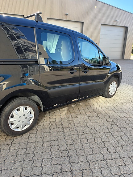 Peugeot Partner 3 of 14