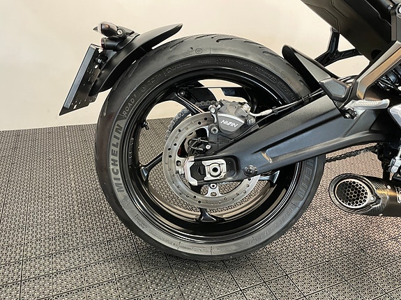 Triumph Trident 660 *** MIVV EFFEKTANLEGG * SERVICE/GARANTI *** 15 of 30