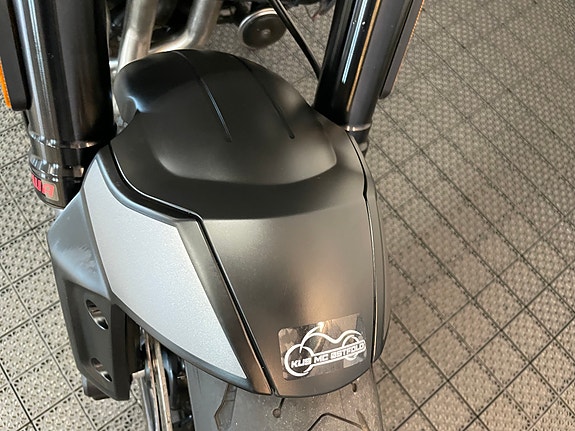 Triumph Trident 660 *** MIVV EFFEKTANLEGG * SERVICE/GARANTI *** 29 of 30