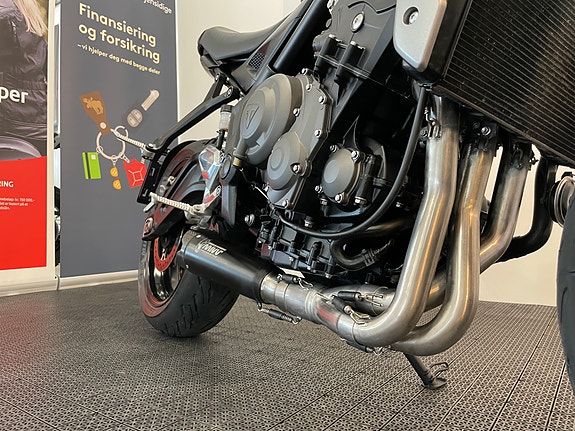 Triumph Trident 660 *** MIVV EFFEKTANLEGG * SERVICE/GARANTI *** 26 of 30