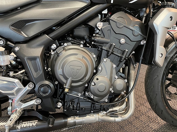 Triumph Trident 660 *** MIVV EFFEKTANLEGG * SERVICE/GARANTI *** 19 of 30