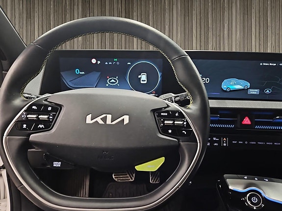 Kia EV6 11 of 15