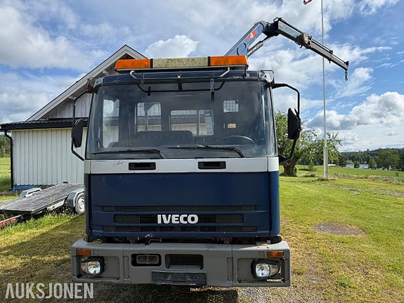 Iveco Eurocargo kranbil med 3 veis tipp 3 of 5
