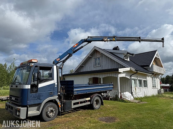 Iveco Eurocargo kranbil med 3 veis tipp 2 of 5