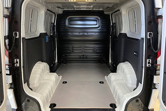 Kia PV5 19 of 20