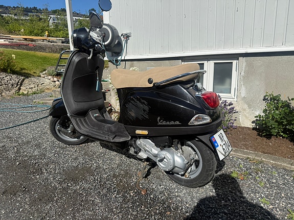 Vespa 50S 4T 2 of 5