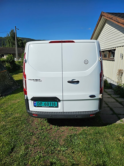 Ford Transit Custom 330L 3 of 5