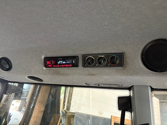 Valtra A115 11 of 24