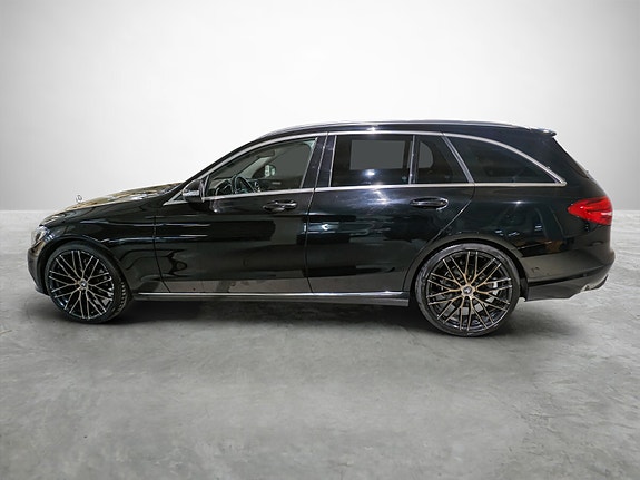 Mercedes-Benz C180 2 of 5