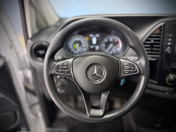 Mercedes-Benz Vito 114 11 of 23