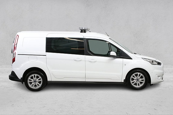 Ford Transit Connect 9 of 26