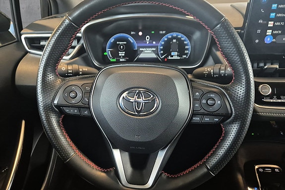 Toyota Corolla 13 of 27