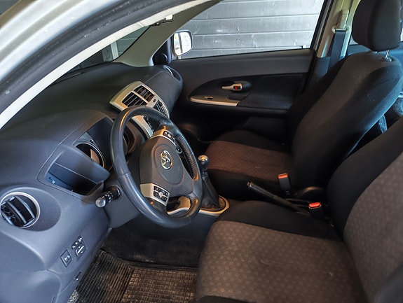 Toyota Urban Cruiser 10 of 10
