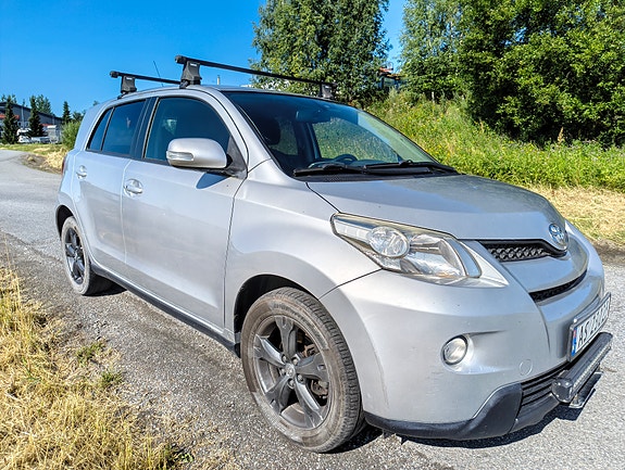 Toyota Urban Cruiser 4 of 10