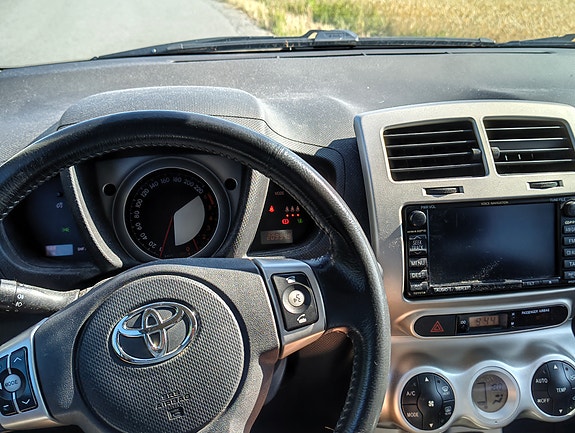 Toyota Urban Cruiser 9 of 10