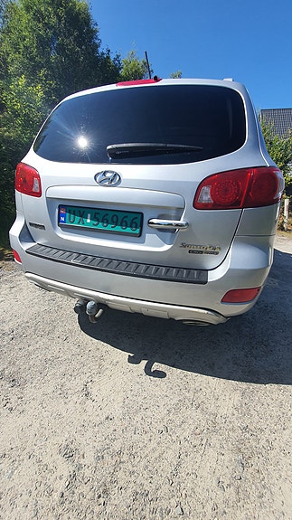 Hyundai Santa Fe 27 of 30