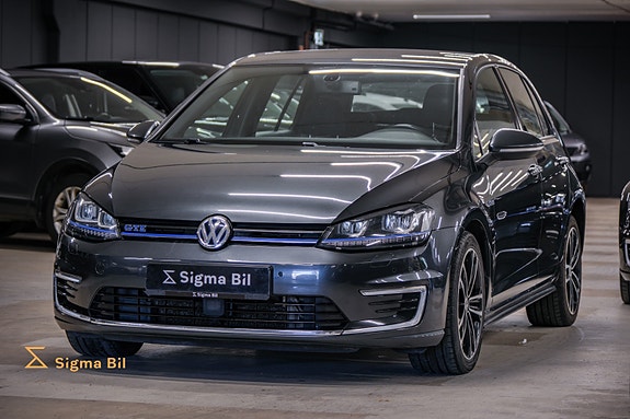 Volkswagen Golf VII 4 of 5
