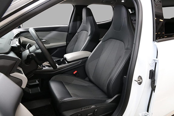 Ford Explorer 9 of 25