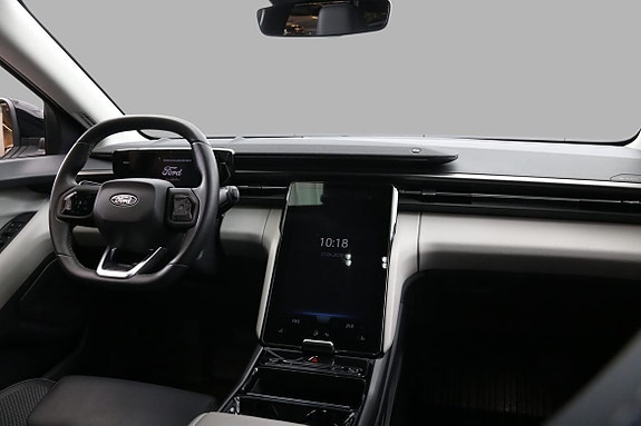 Ford Explorer 11 of 25