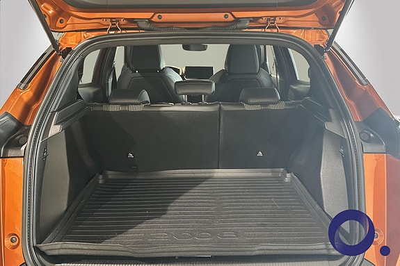 Peugeot e-2008 5 of 16