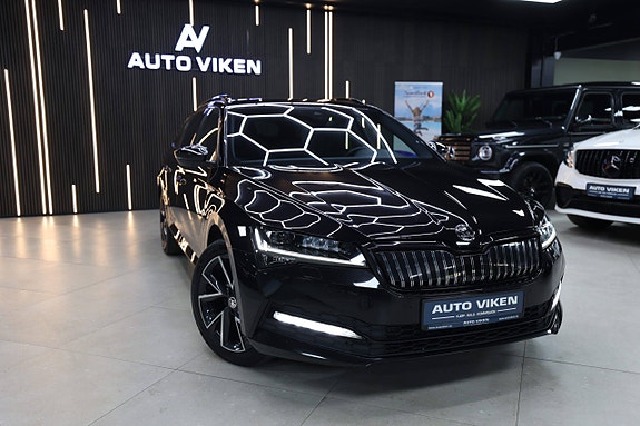 Skoda Superb 2 of 5