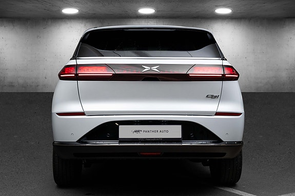 XPeng G3i 8 of 29