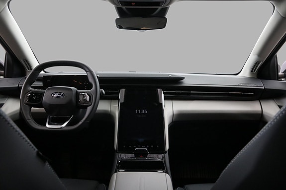Ford Explorer 11 of 27