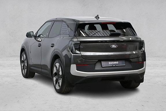 Ford Explorer 3 of 27
