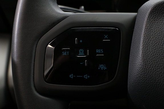 Ford Explorer 17 of 27