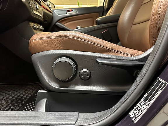 Mercedes-Benz B180 12 of 30