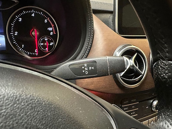 Mercedes-Benz B180 17 of 30