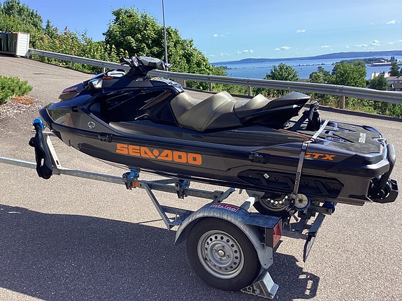 SE HER. SEADOO 230 GTX kun 46 timer. 7 of 16