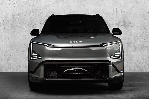Kia EV5 3 of 26