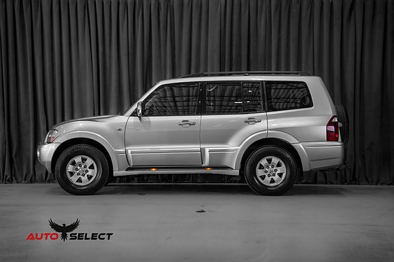 Mitsubishi Pajero 7 of 30
