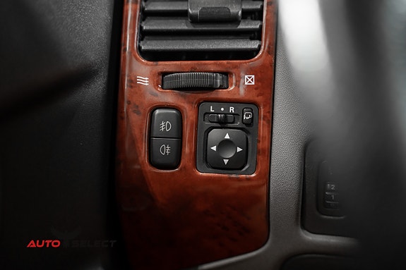 Mitsubishi Pajero 27 of 30