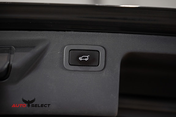 Land Rover Discovery Sport 16 of 30