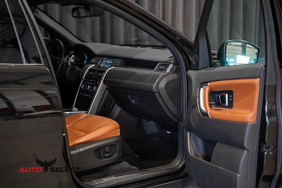Land Rover Discovery Sport 27 of 30