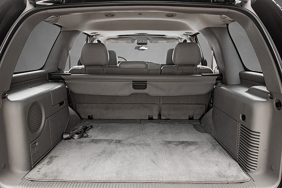 Chevrolet Tahoe 28 of 30