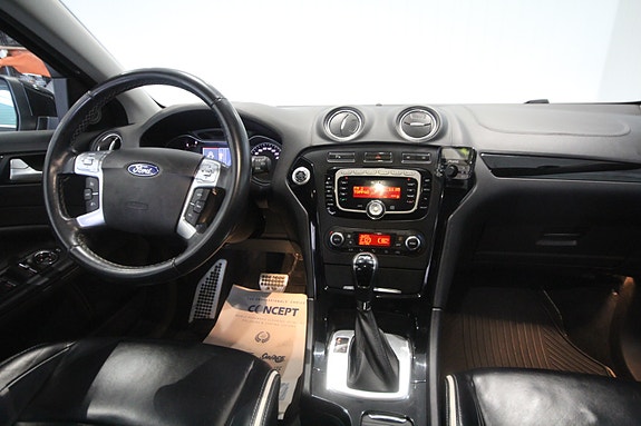 Ford Mondeo 15 of 20