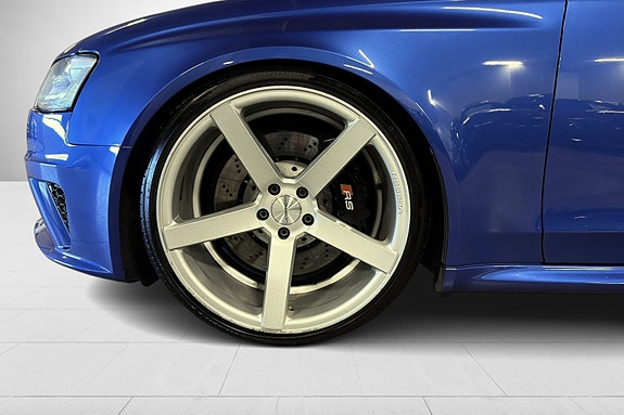 Audi RS4 9 of 30