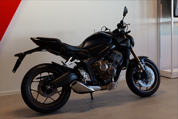 Honda CB650R - Kampanje! Kampanje! Få med 5.000,- i utstyr 3 of 15