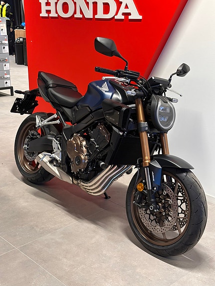 Honda CB650R - Kampanje! Få utstyr til 5.000,- 4 of 6