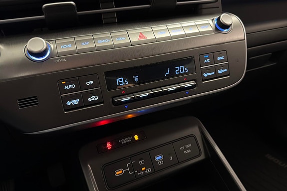 Hyundai Kona 15 of 25