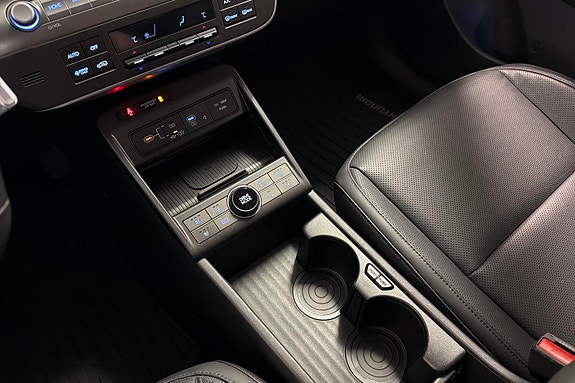 Hyundai Kona 14 of 25