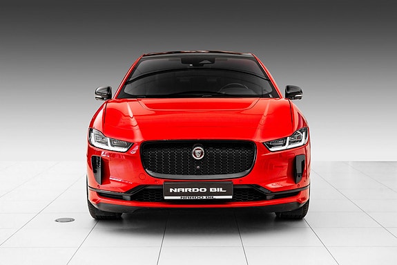 Jaguar I-PACE 3 of 5