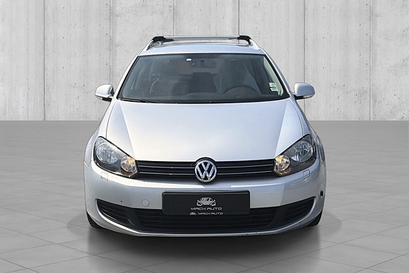 Volkswagen Golf 2 of 5