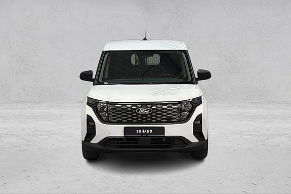 Ford E-Transit Courier 8 of 21