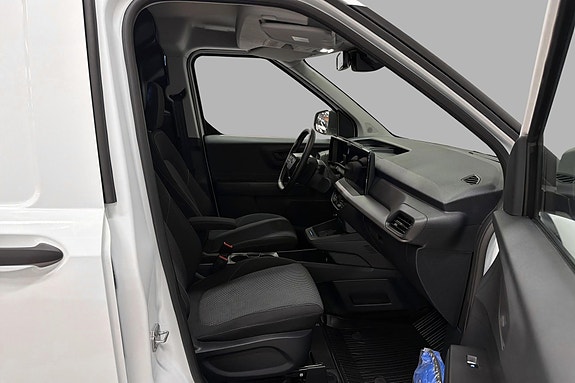 Ford E-Transit Courier 13 of 21