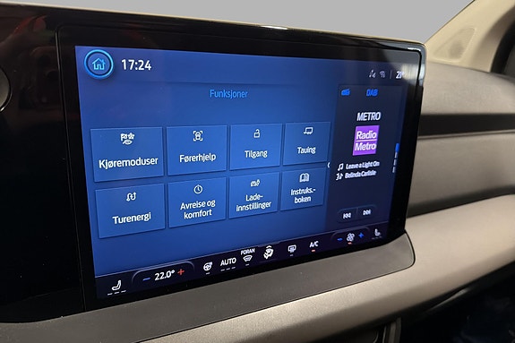 Ford E-Transit Courier 18 of 21