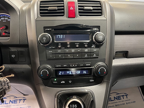Honda CR-V 27 of 30